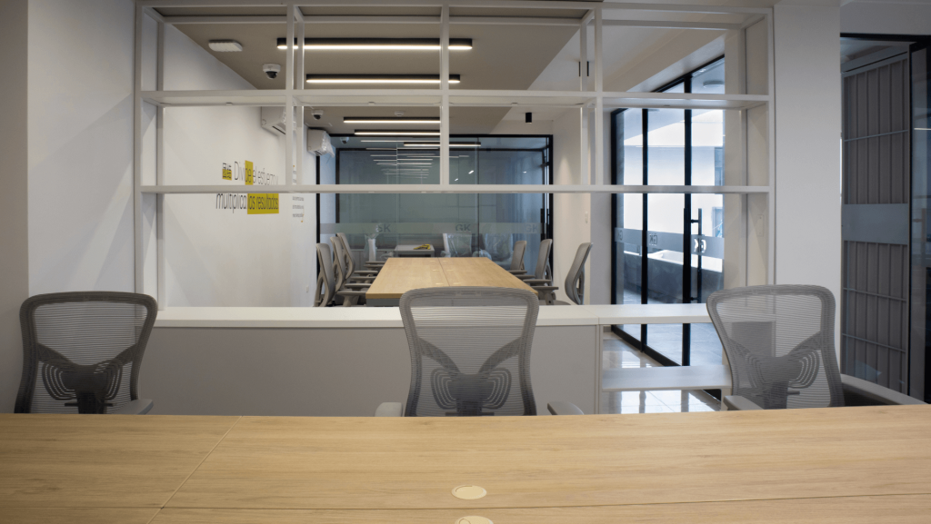 acusticas en oficinas para prevenir ruidos