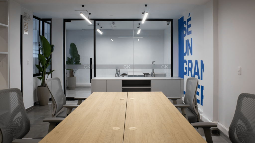 arquitectura corporativa ruido en las oficinas